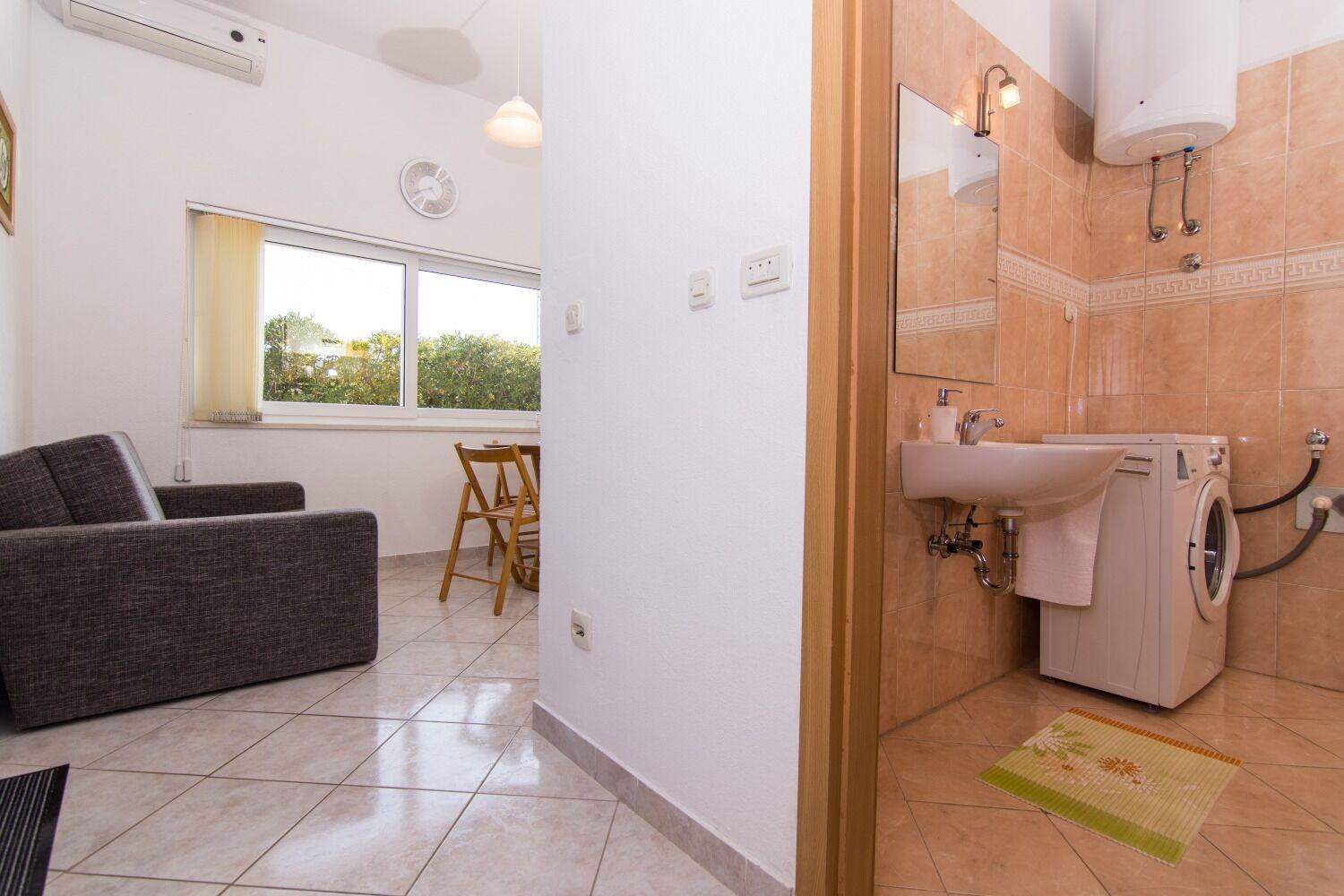 Apartments Ivica - Garden Terrace Slatine Zewnętrze zdjęcie